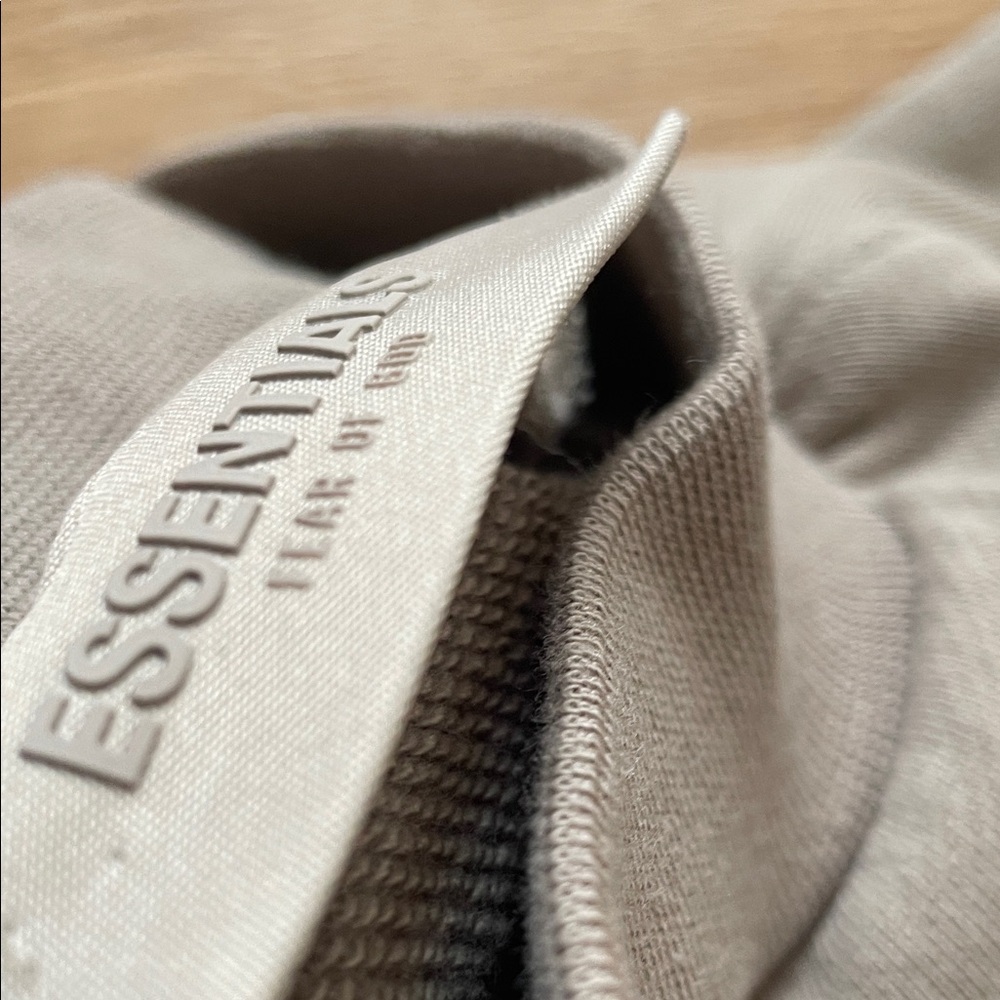 ESSENTIALS FEAR OF GOD - Picture 7 of 8